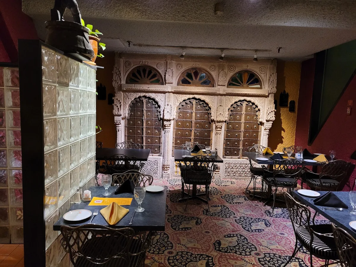 Vibe, East India Company Pub & Eatery