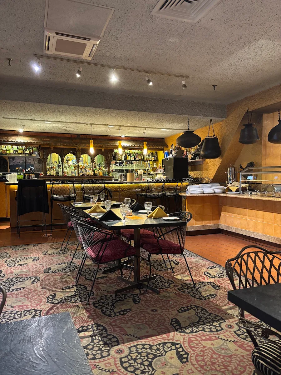 Vibe, East India Company Pub & Eatery