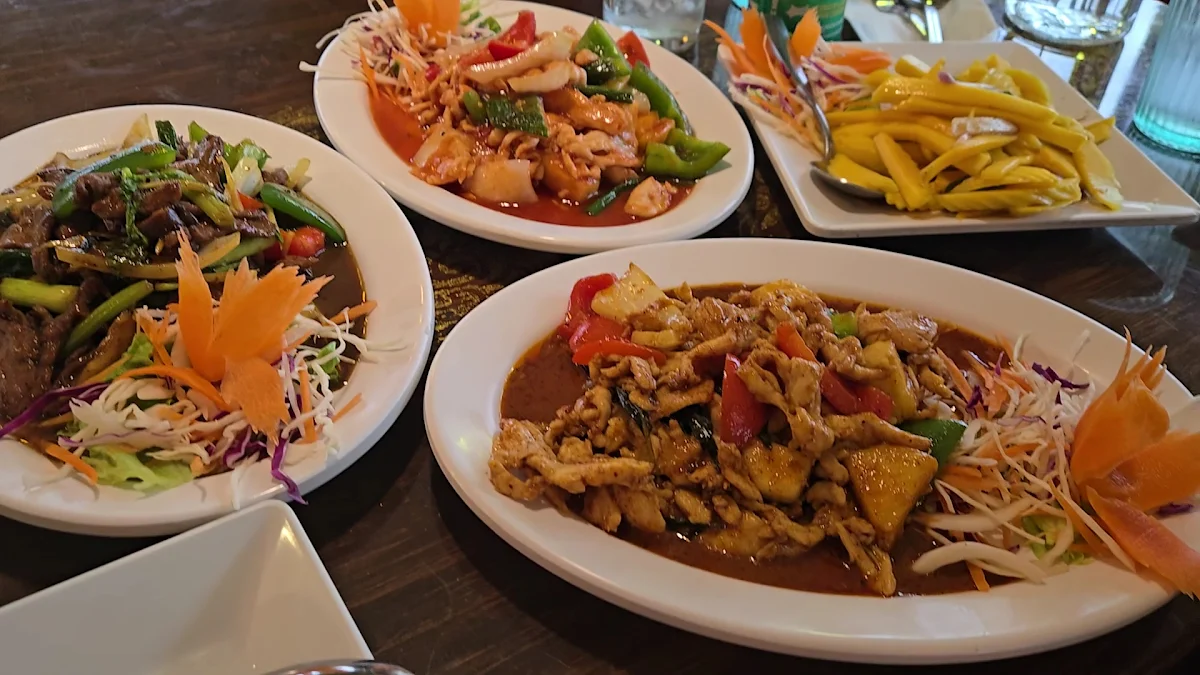 Food & drink, Cha Baa Thai Restaurant (Bedford)