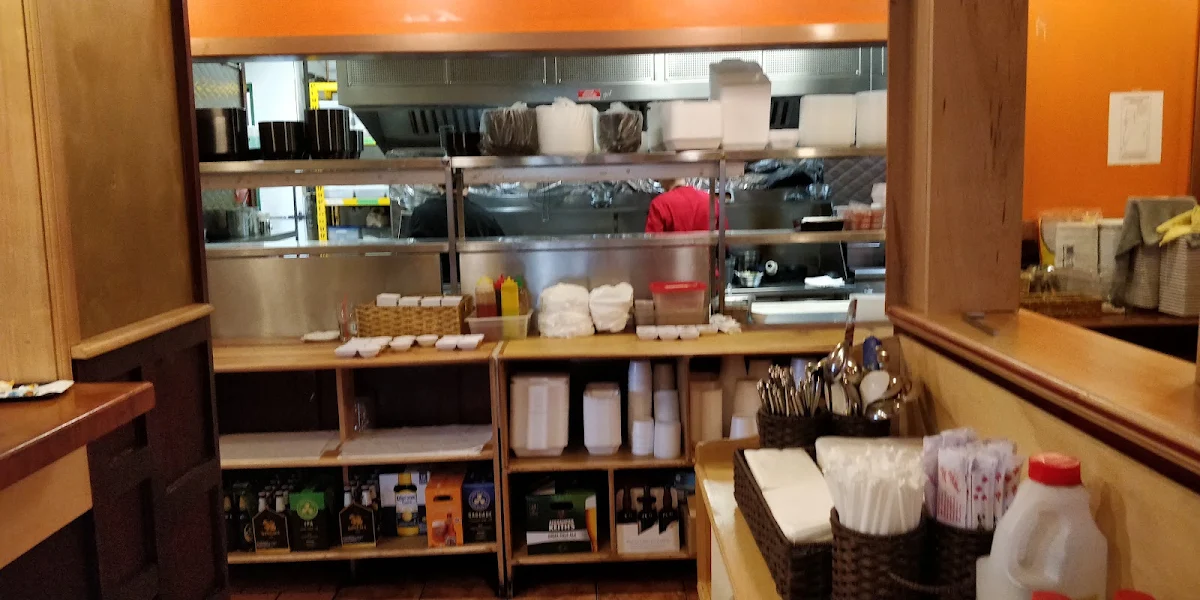 Vibe, Cha Baa Thai Restaurant (Bedford)