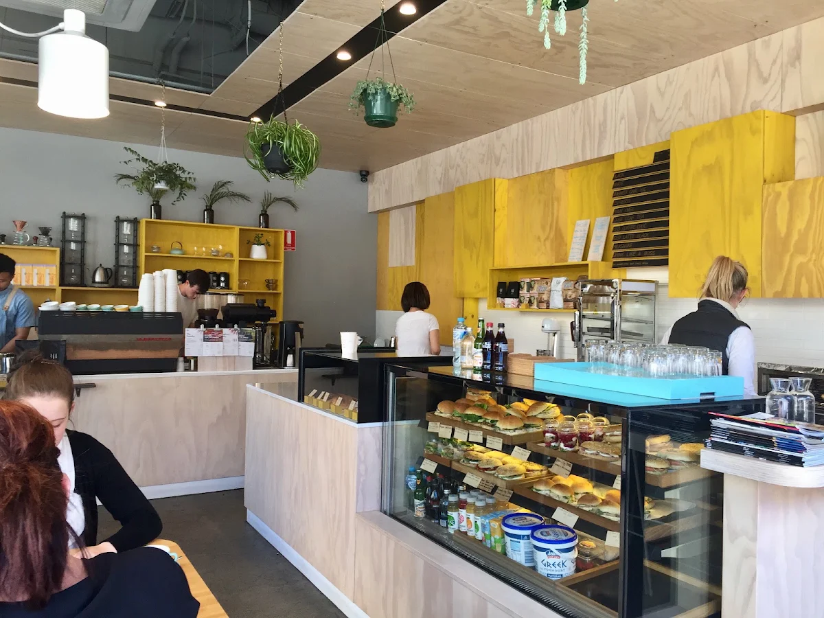 Vibe, Vilicia Cafe