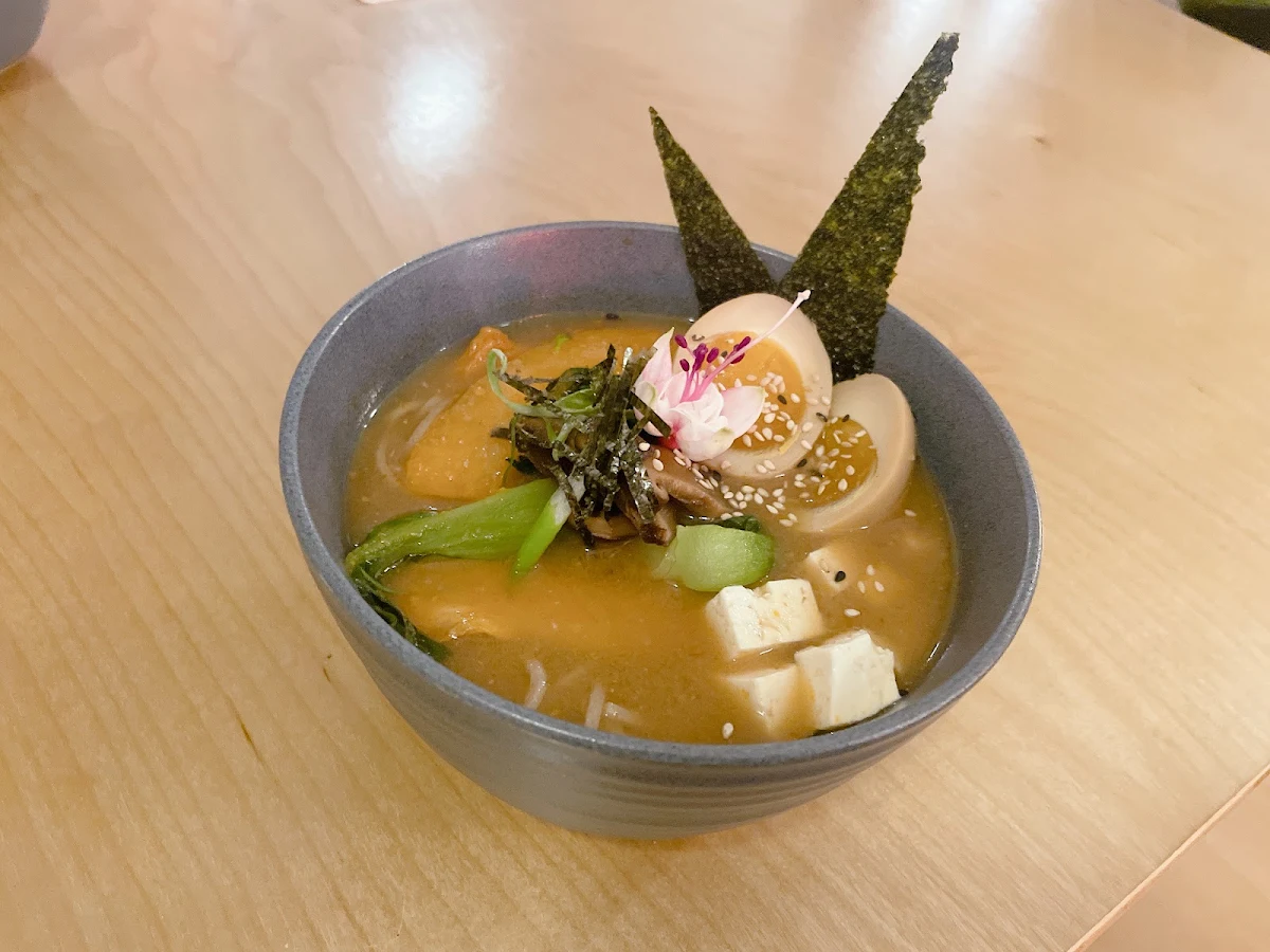 Food & drink, Niji