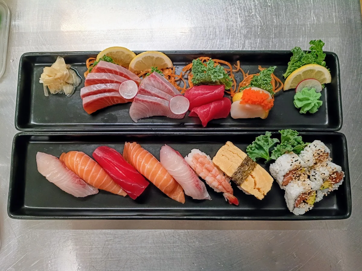 Food & drink, Kingdom Sushi Bar Springwood