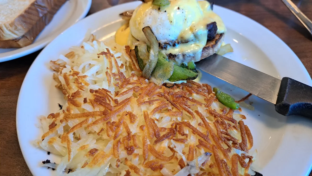 Food & drink, Denny's Restaurant Crossroads