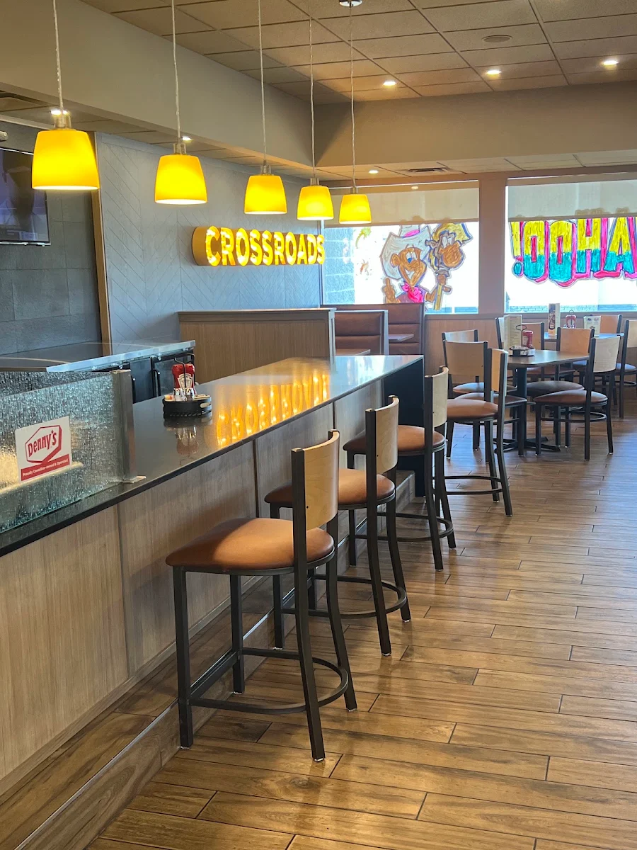 Vibe, Denny's Restaurant Crossroads