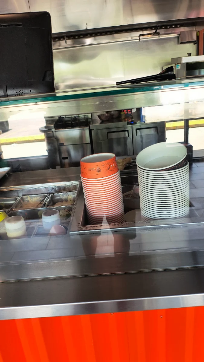 Vibe, Shelby's Legendary Shawarma