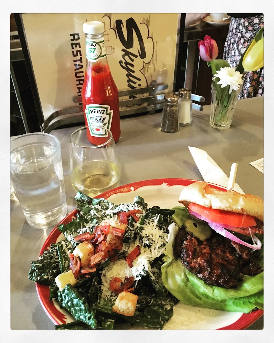 Food & drink, Skyline Restaurant