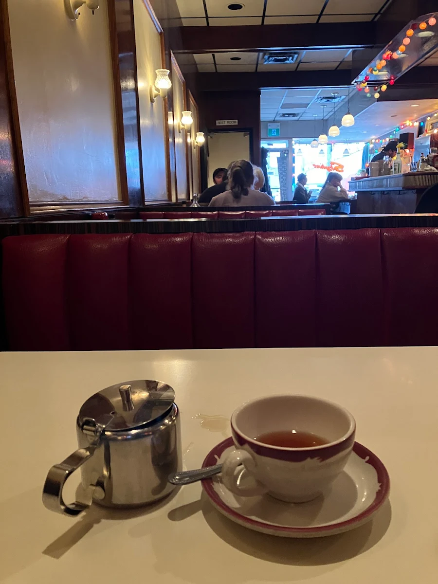 Food & drink, Skyline Restaurant