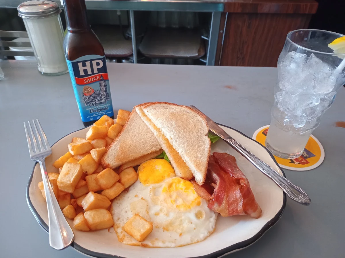Food & drink, Skyline Restaurant