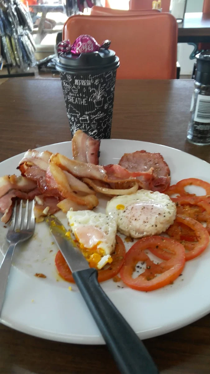 Food & drink, Lakeland Hotel