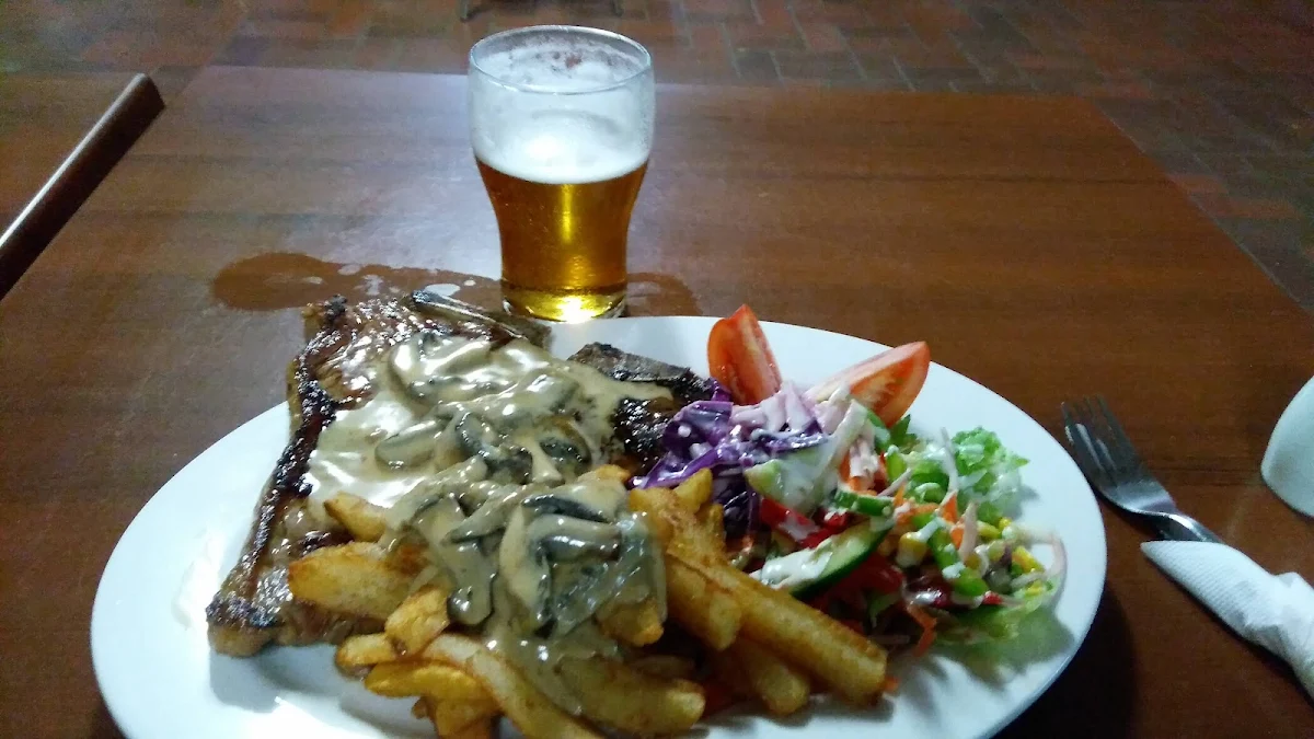 Food & drink, Lakeland Hotel