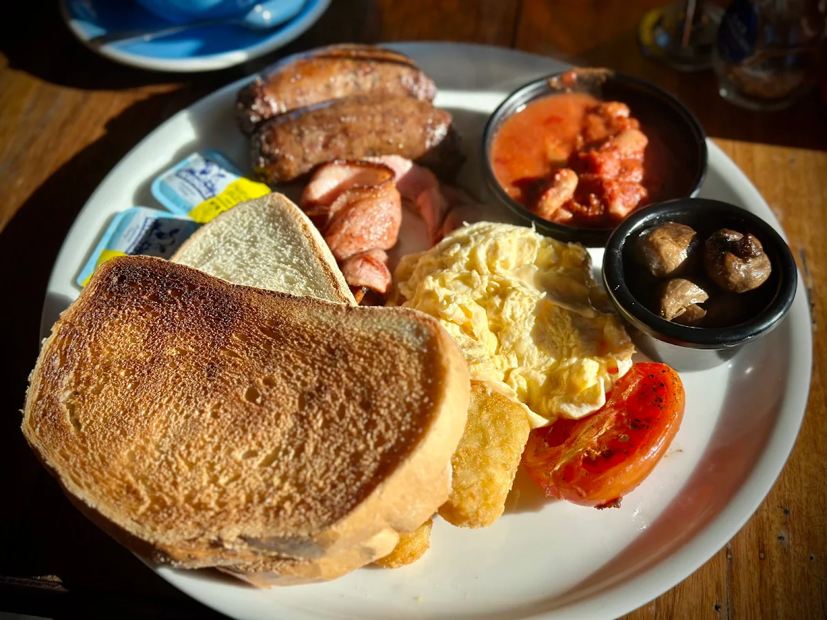 Food & drink, Pool Coffee Eatery