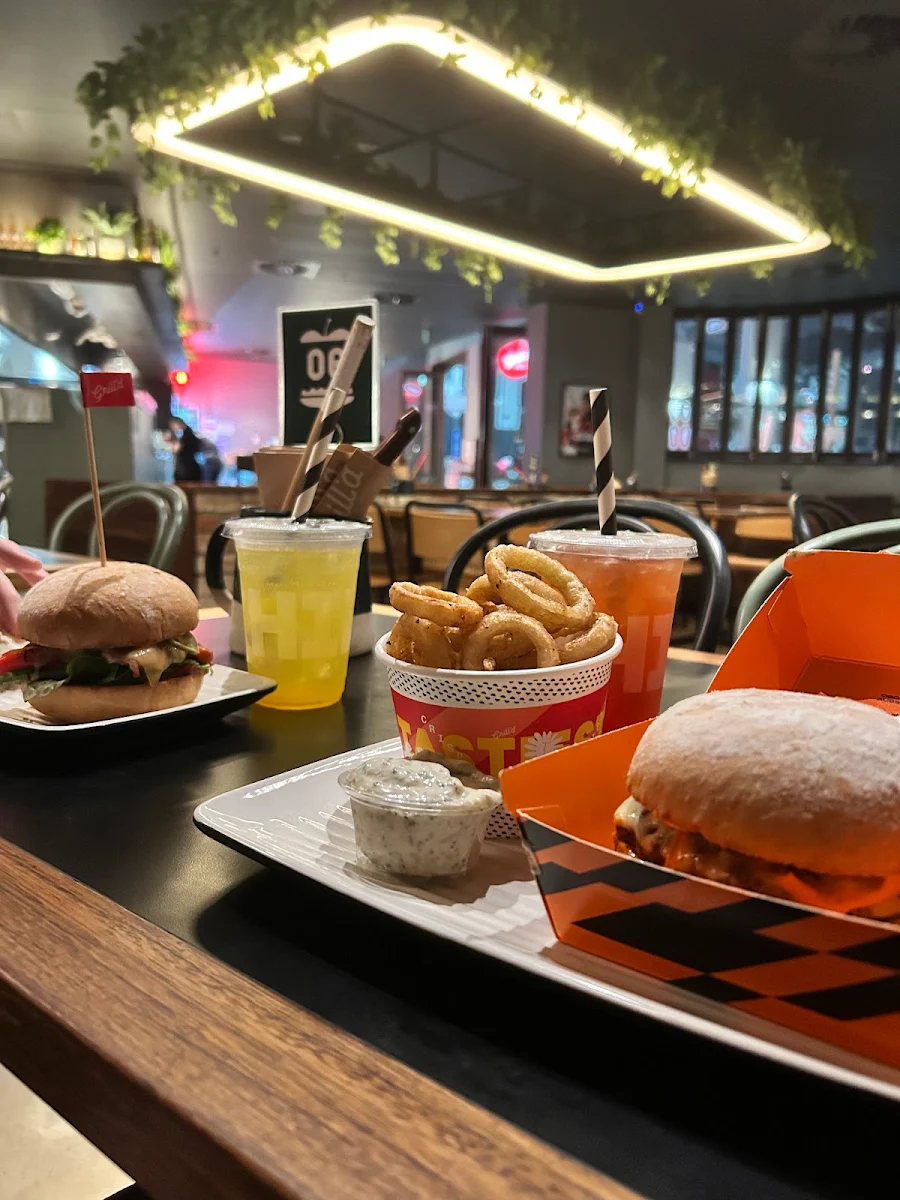 Food & drink, Grill'd Burgers - Logan Hyperdome