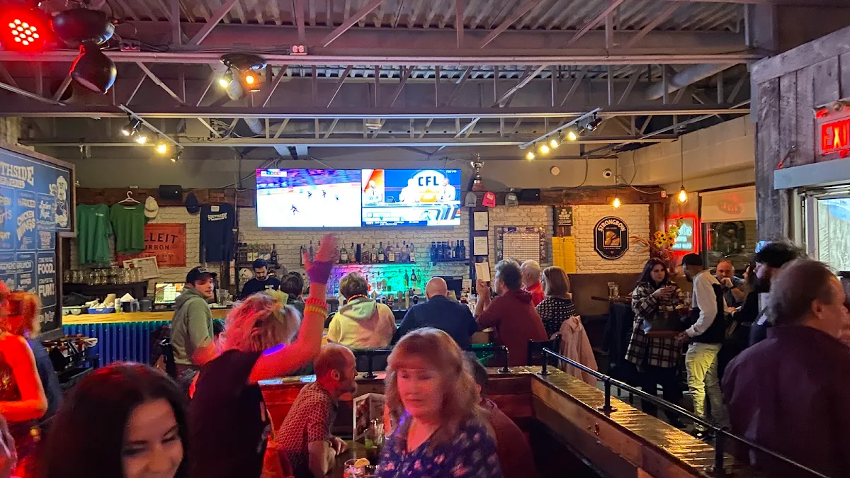 Vibe, Southside Tap and Grill