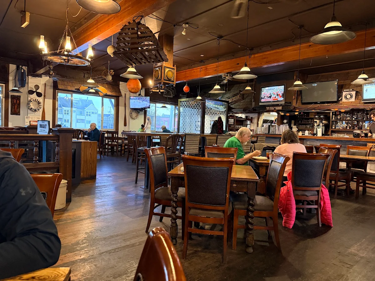 Vibe, Sharkey's Seafood Bar & Grille