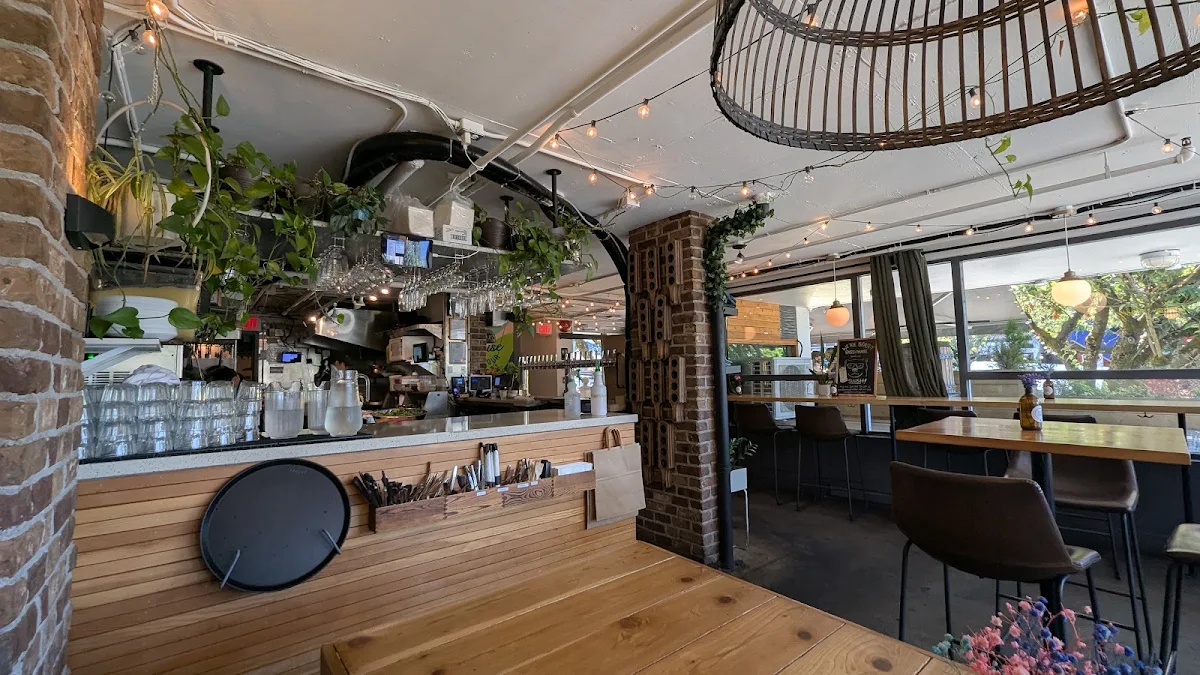 Vibe, The Cider House