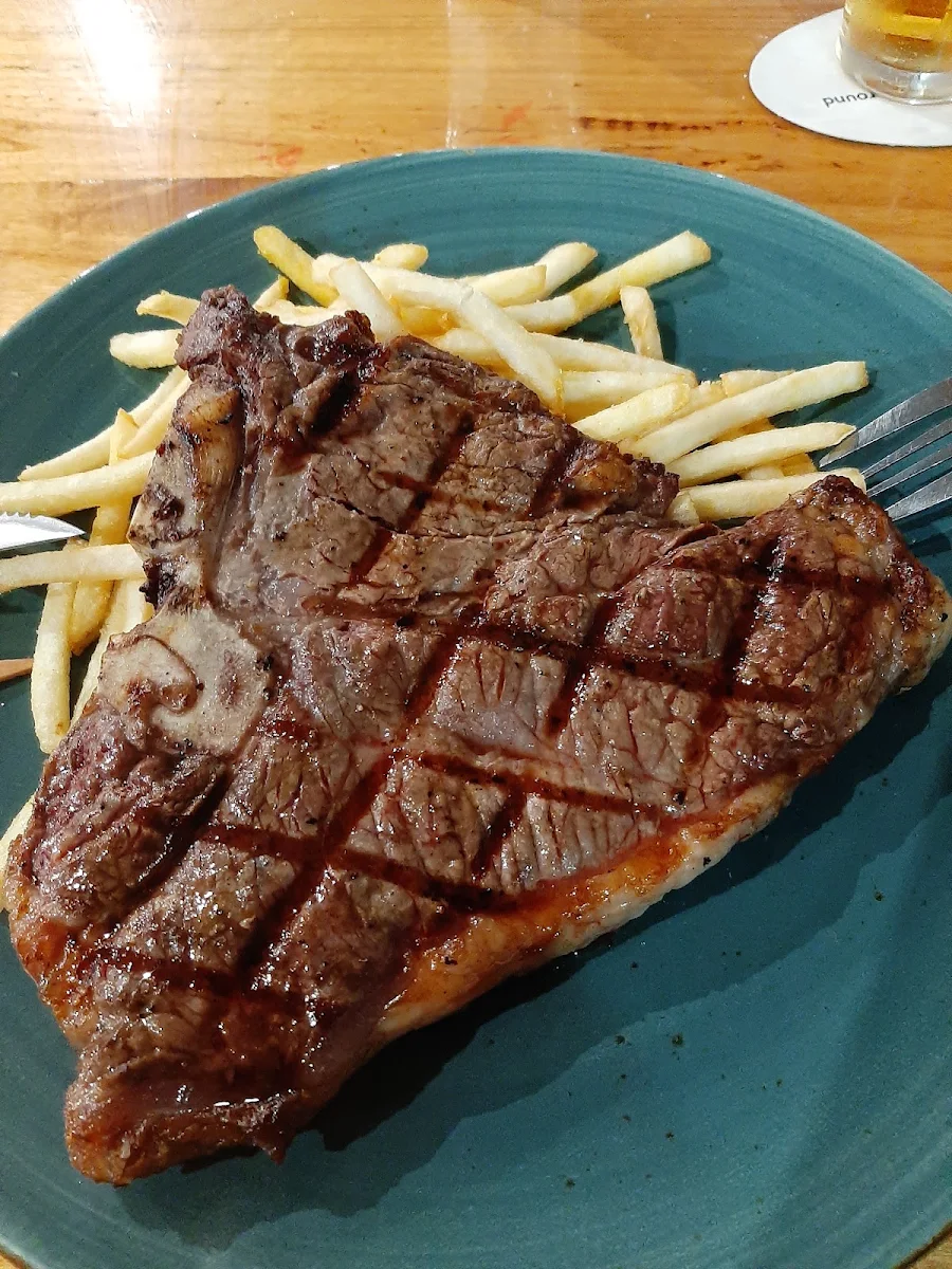 Food & drink, Acacia Ridge Hotel