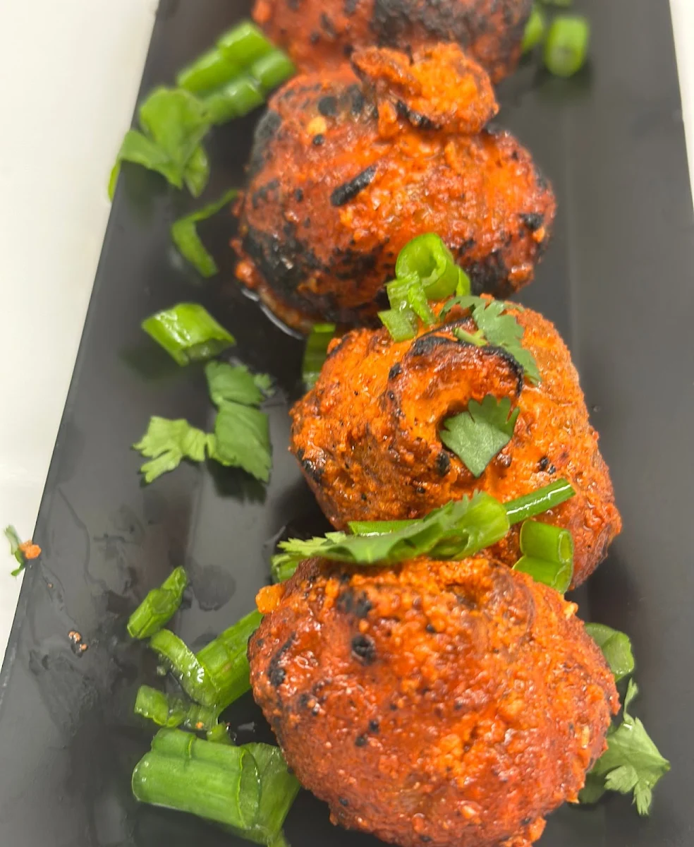 Food & drink, Les Momos