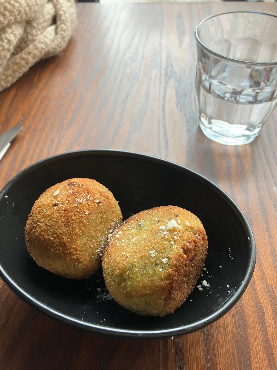 Food & drink, Pizzéria NO.900