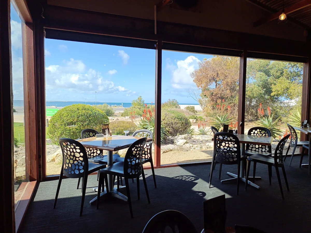 Vibe, Marion Bay Tavern & Motel