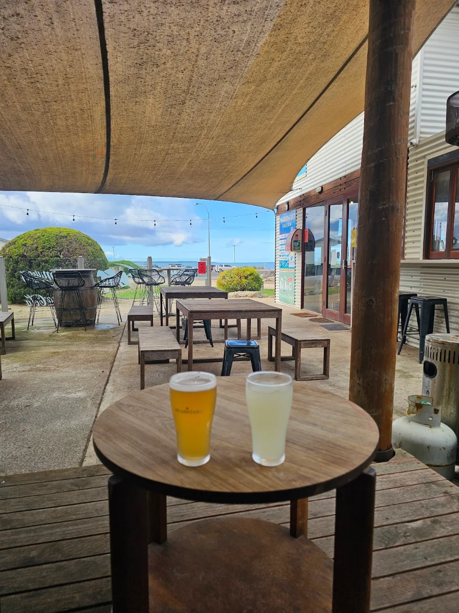 Vibe, Marion Bay Tavern & Motel