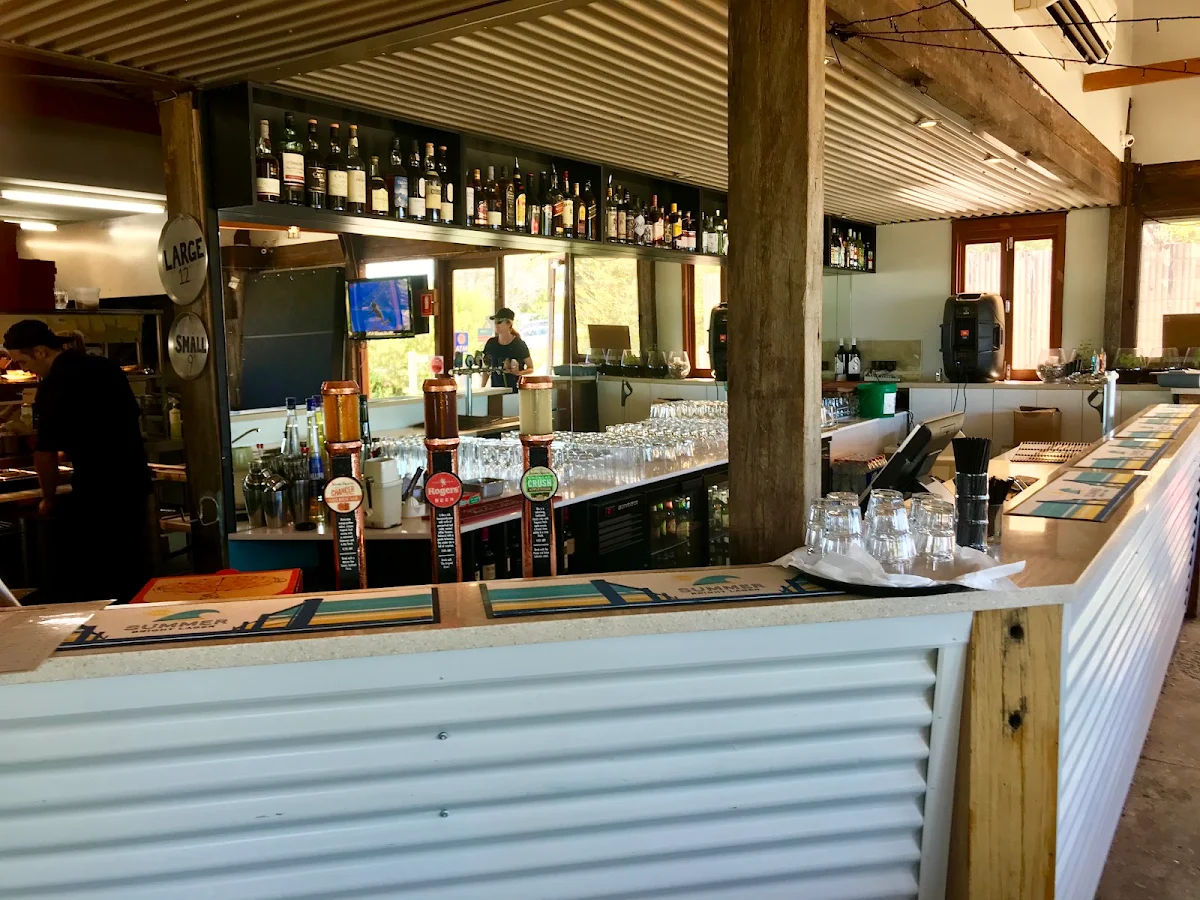 Vibe, Marion Bay Tavern & Motel