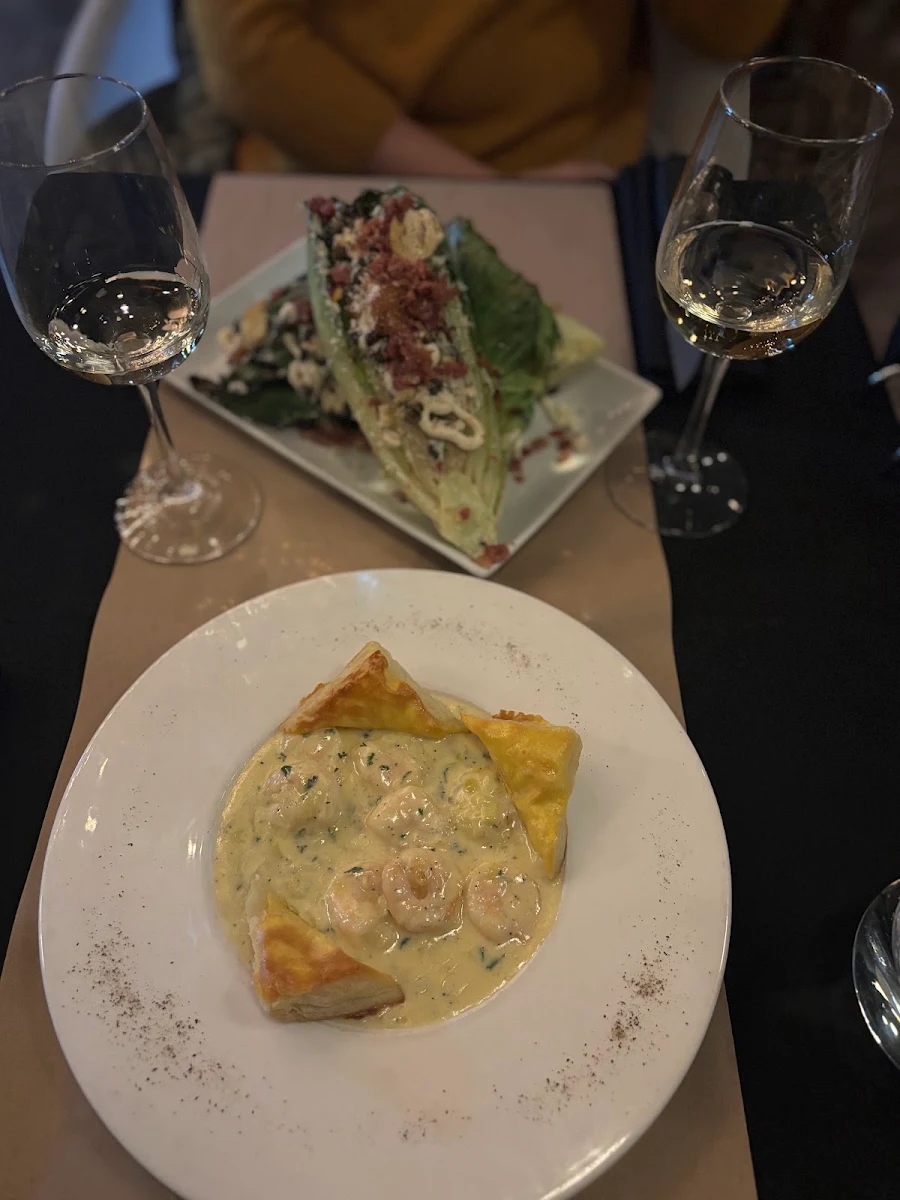Food & drink, La Demande Générale Valleyfield Bistro & Buvette