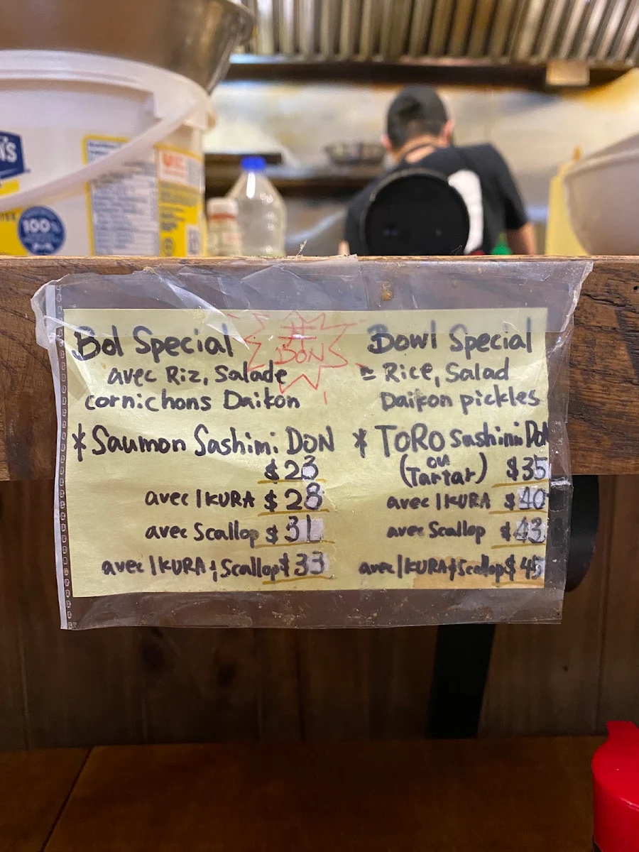 Menu, Pizza Pizza