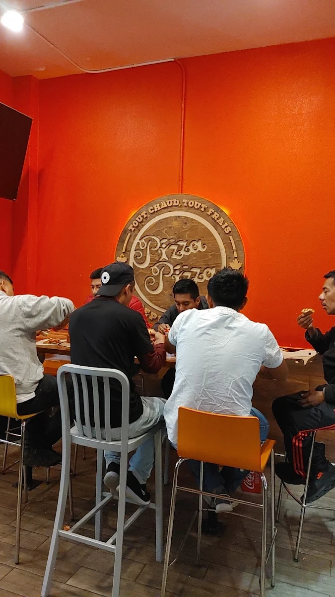 Vibe, Pizza Pizza