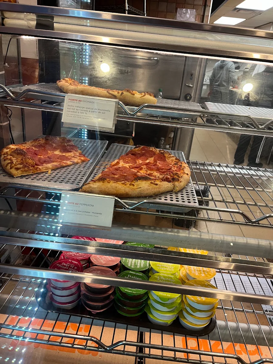 Vibe, Pizza Pizza