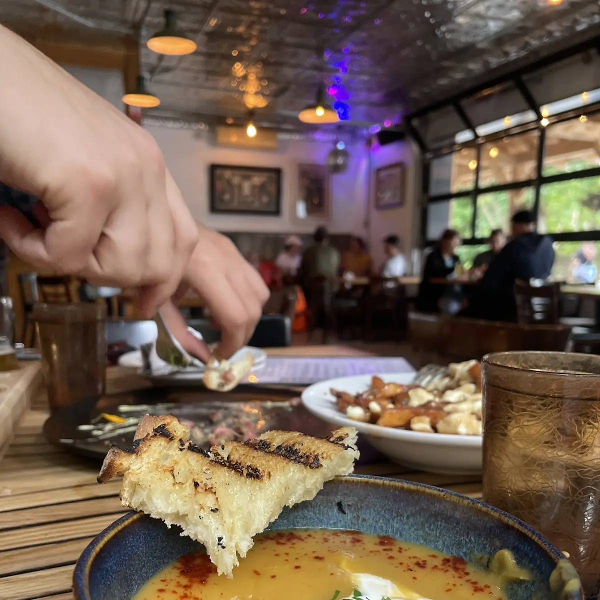 Food & drink, Brasserie Dunham / Pub & Boutique