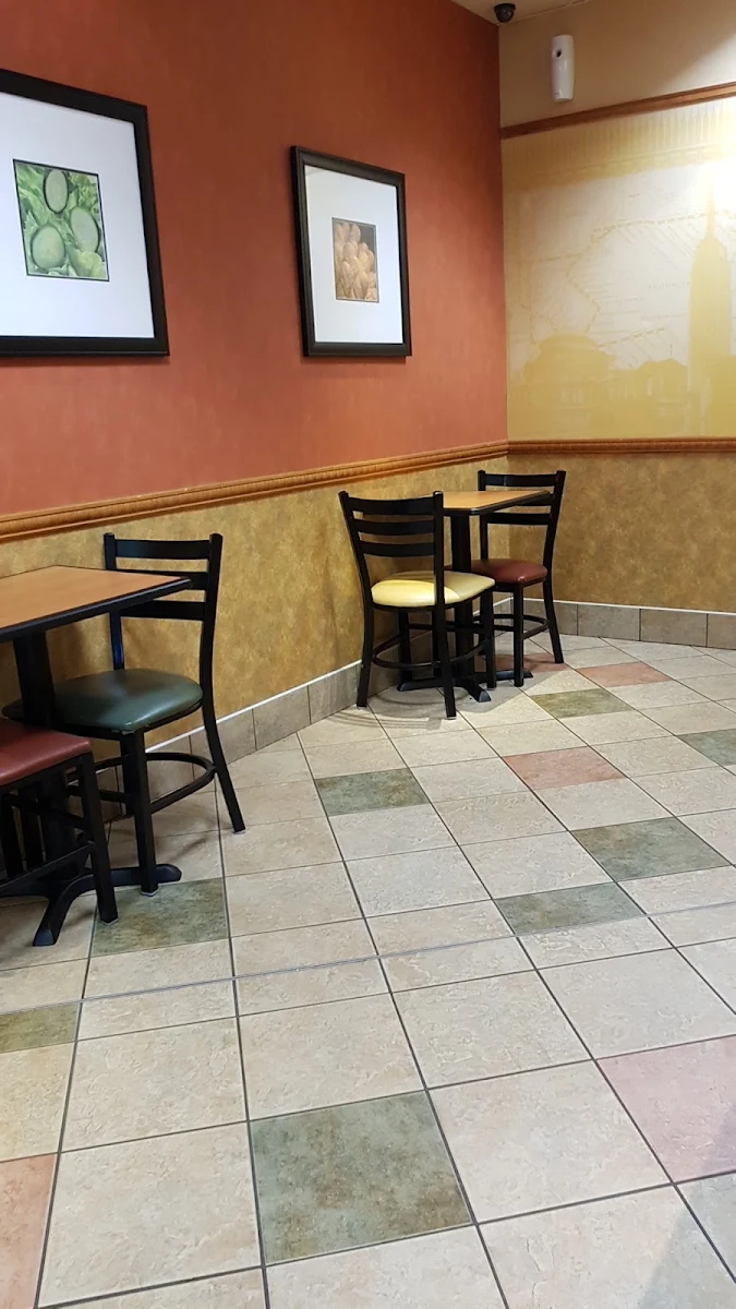 Vibe, Subway South Lake