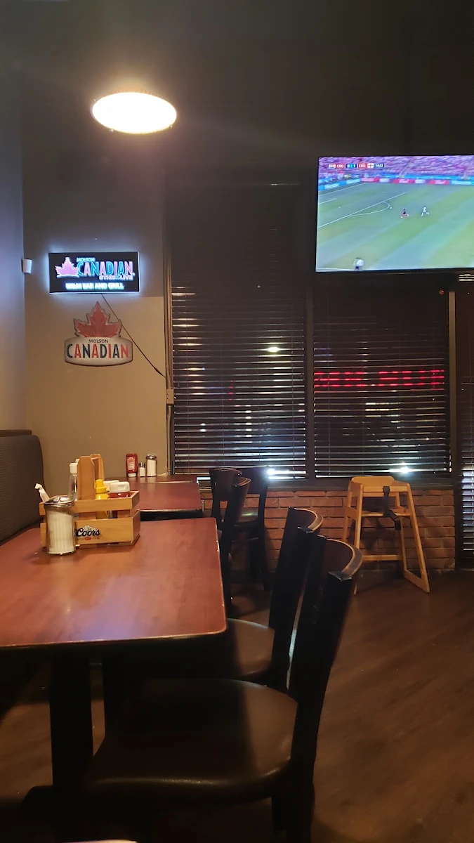 Vibe, M&M Bar and Grill