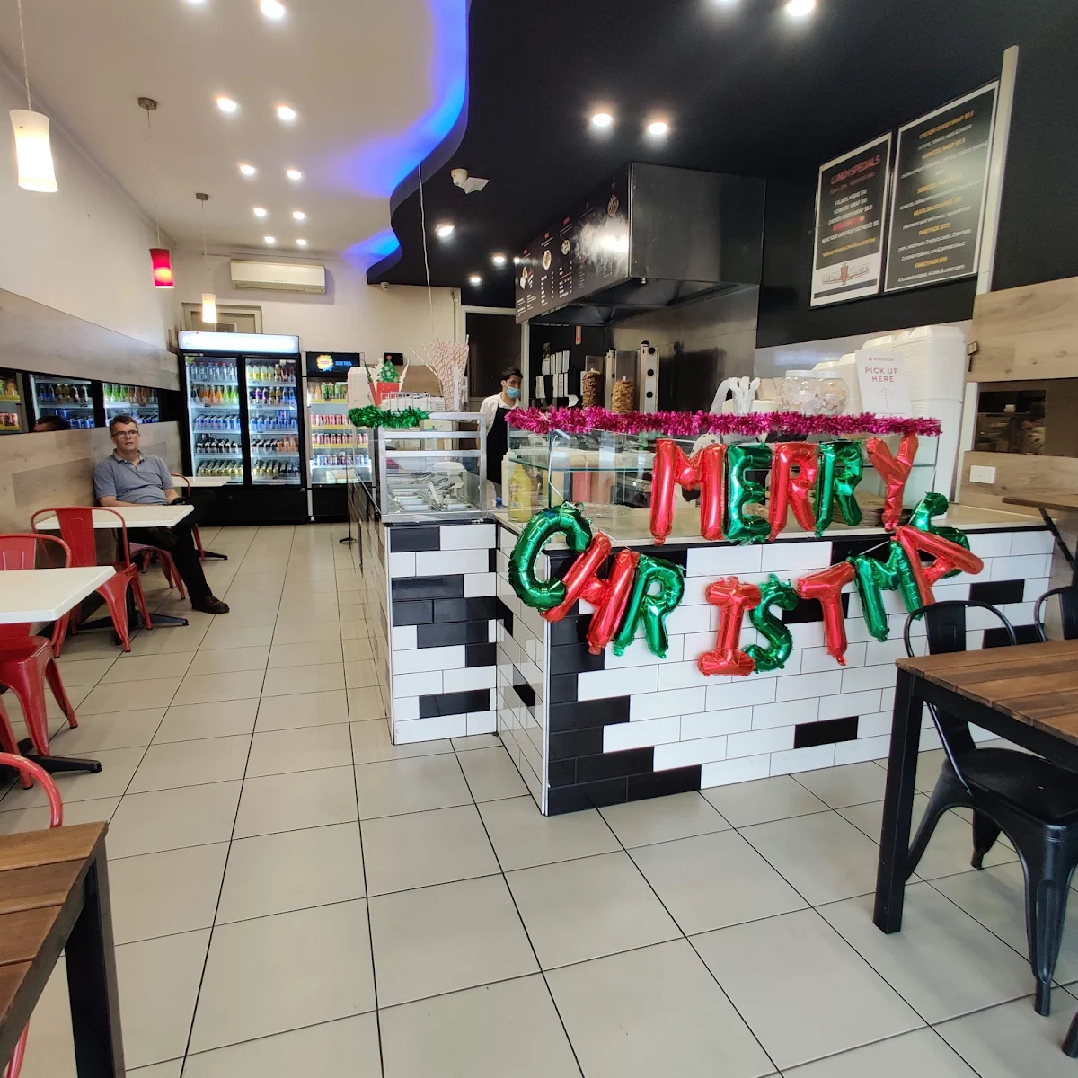 Vibe, Mentone Kebab House
