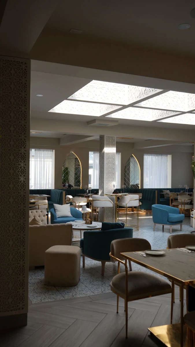 Vibe, Opal Lounge Oakville (Middle Eastern Restaurant)