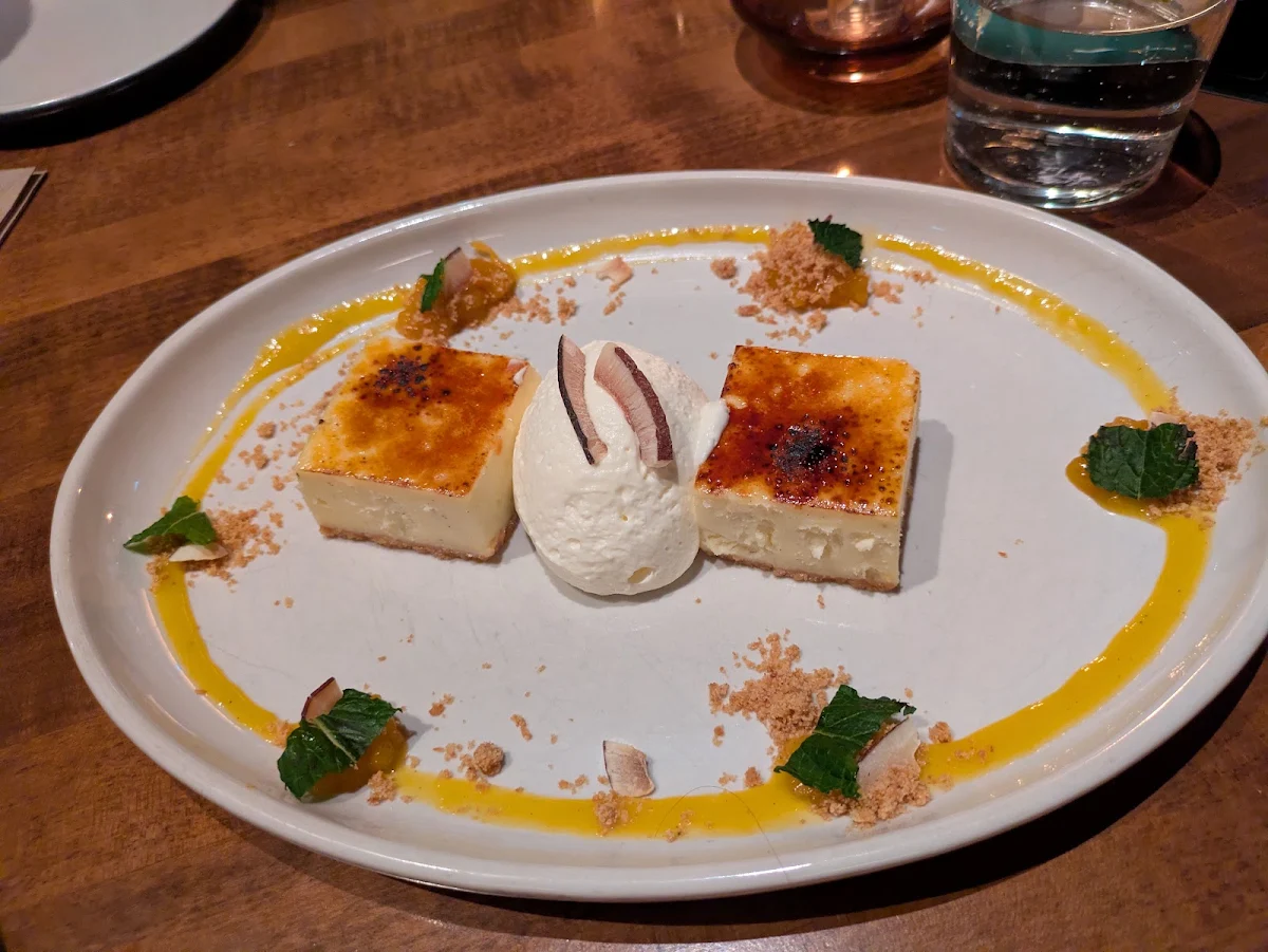 Food & drink, JOEY Rideau