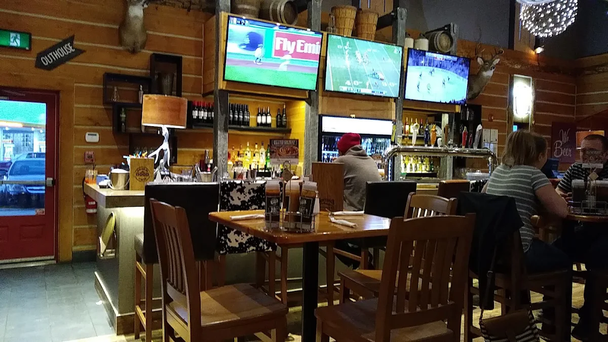 Vibe, Montana’s BBQ & Bar