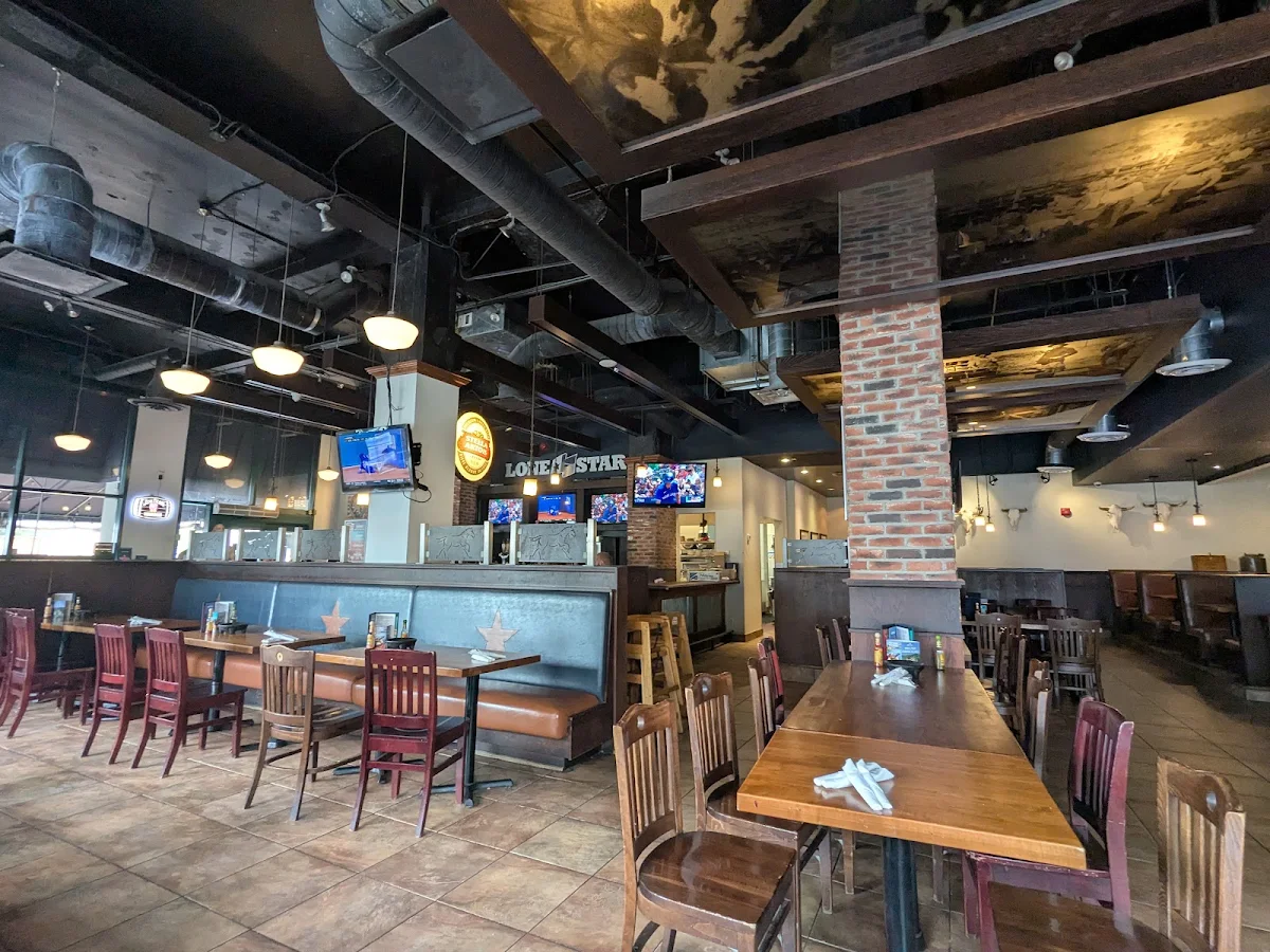 Vibe, Lone Star Texas Grill