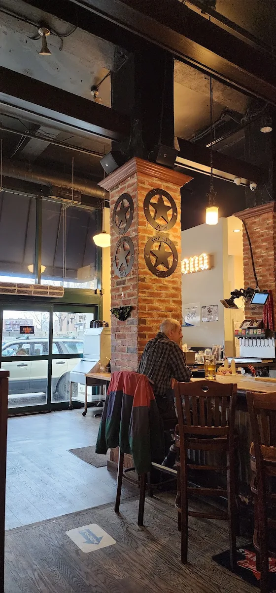 Vibe, Lone Star Texas Grill