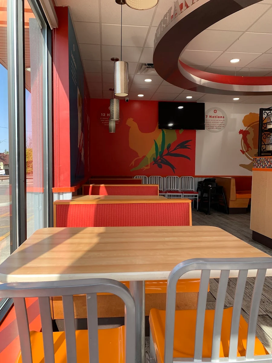 Vibe, Popeyes Louisiana Kitchen
