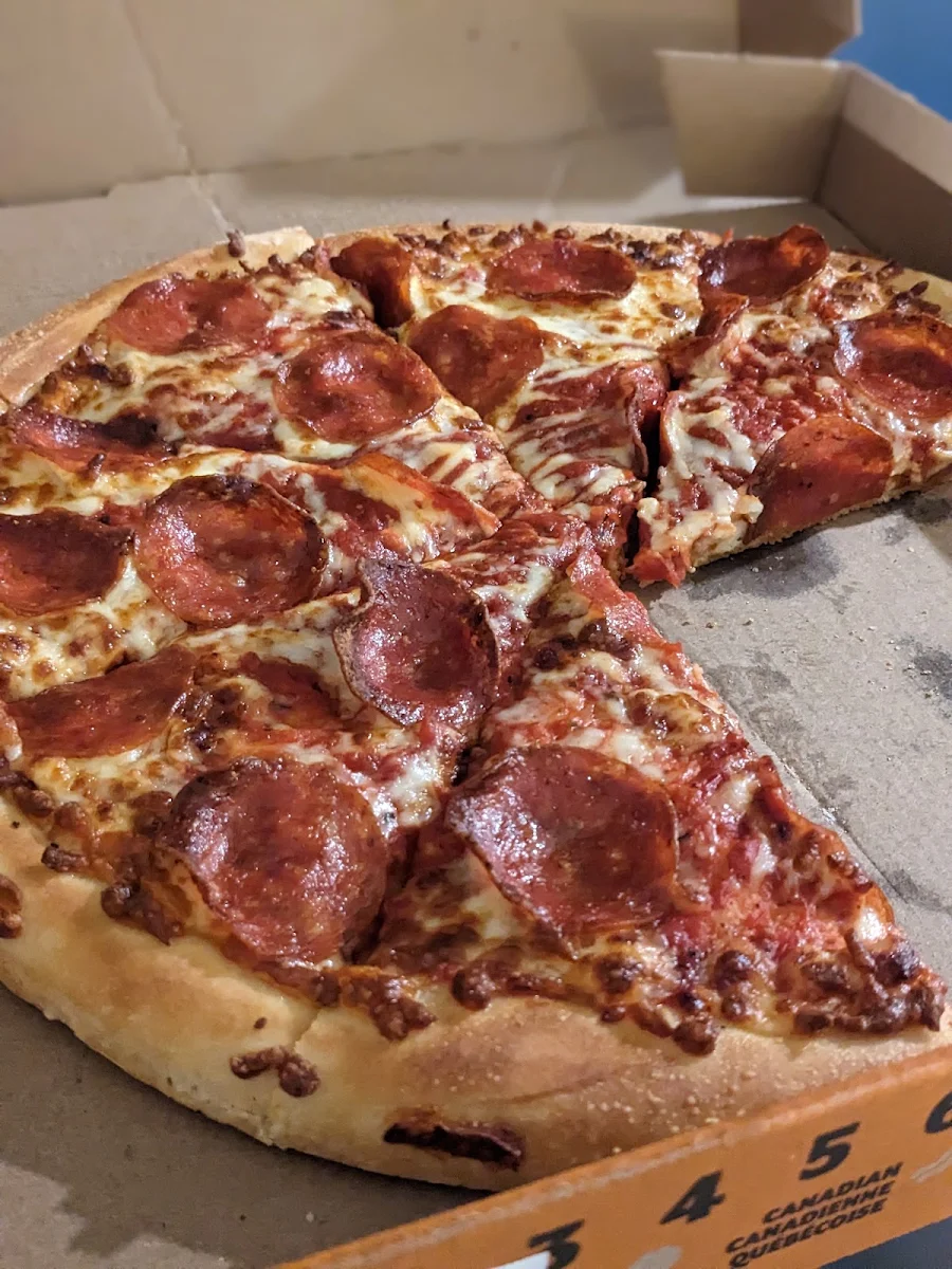 Food & drink, Little Caesars Pizza