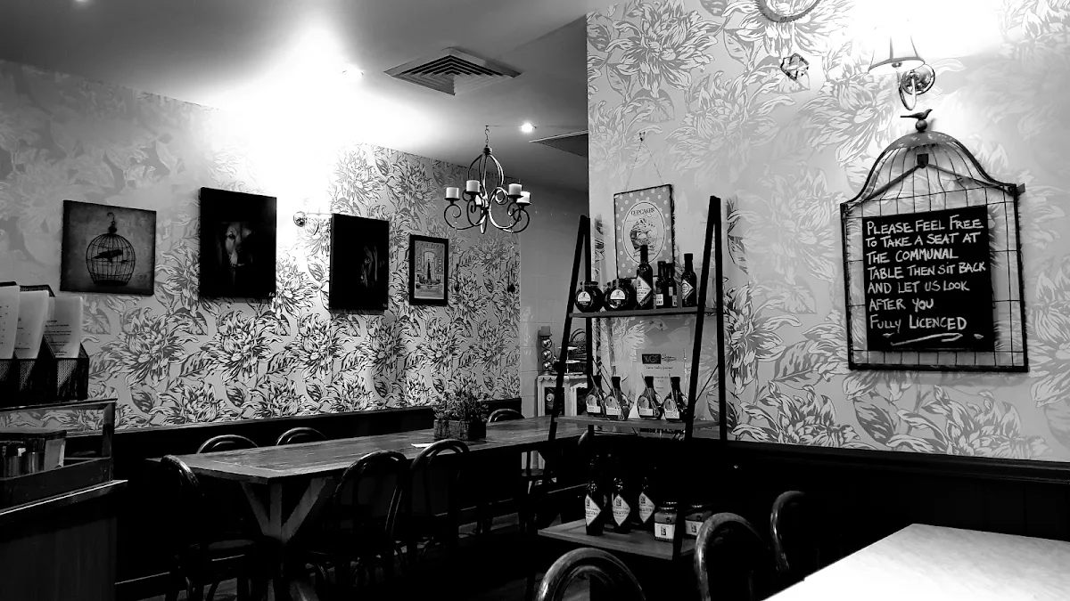 Vibe, Cream Patisserie Boulangerie