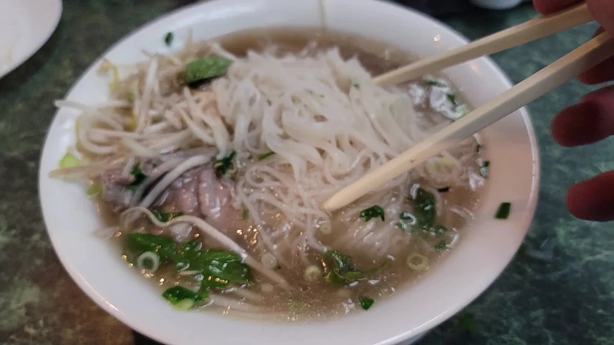 Food & drink, Pho Aldergrove Tran Vietnamese Restaurant