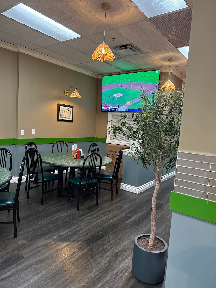 Vibe, Pho Aldergrove Tran Vietnamese Restaurant