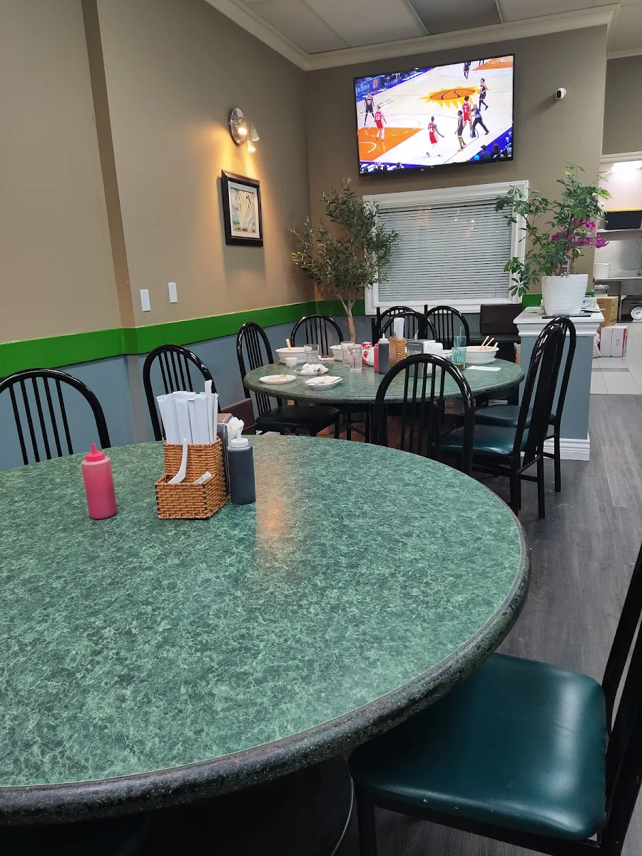 Vibe, Pho Aldergrove Tran Vietnamese Restaurant