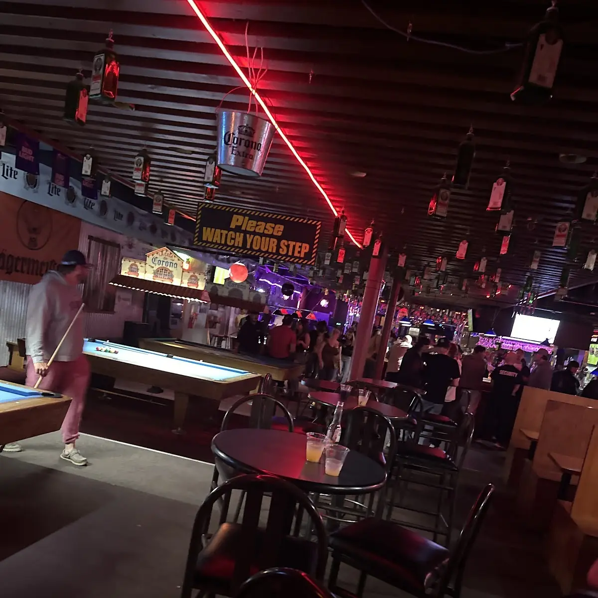 Vibe, Top Hat Billiards