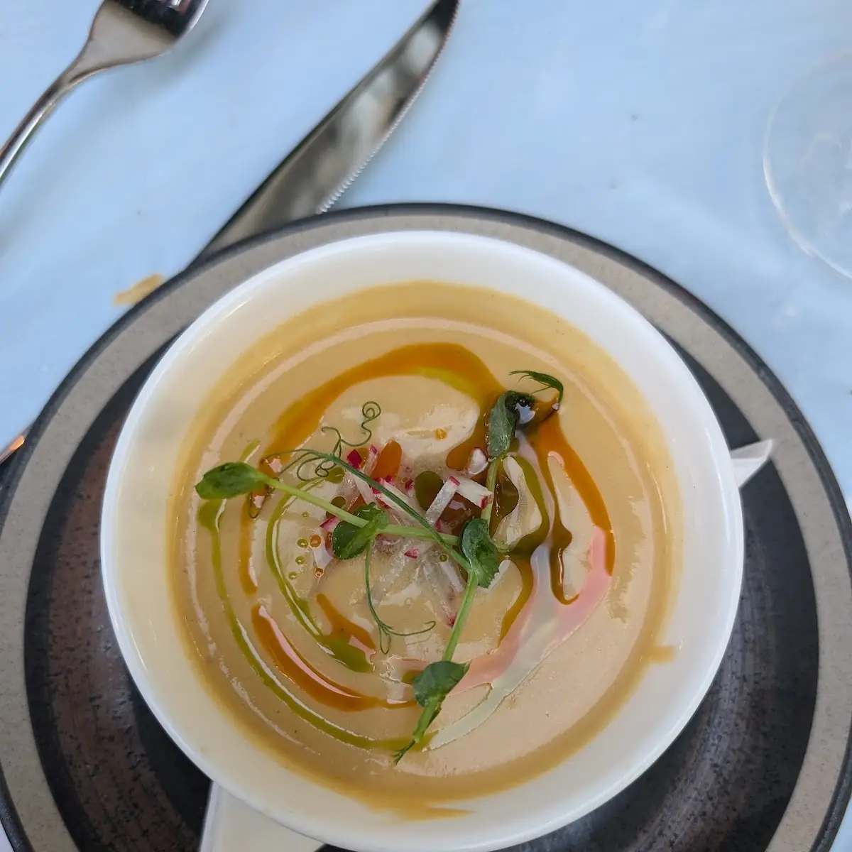 Food & drink, HOB NOB Restaurant