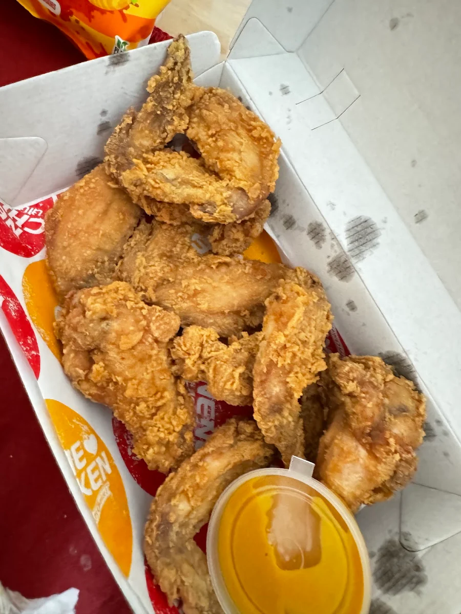 Food & drink, NeNe Chicken (Brookfield)