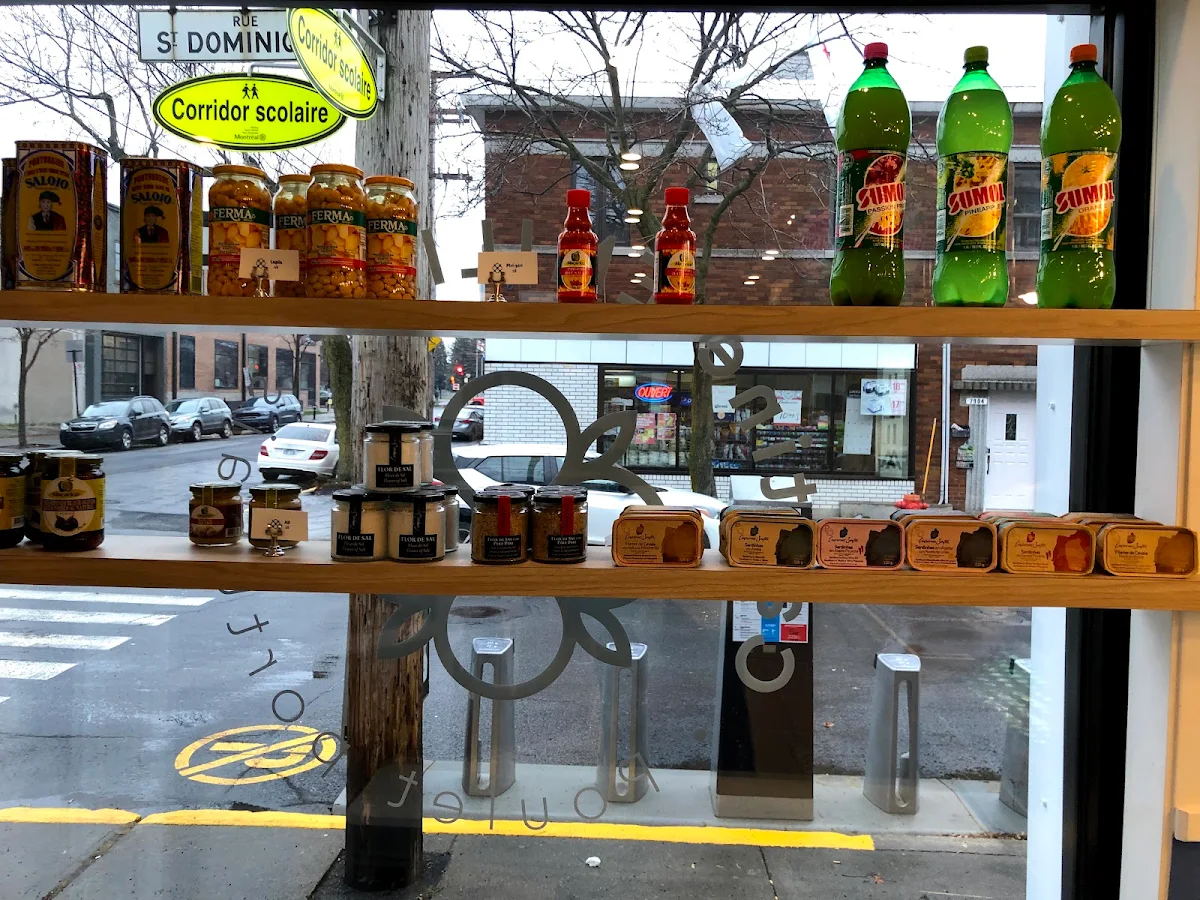 Vibe, Emilia (Villeray)