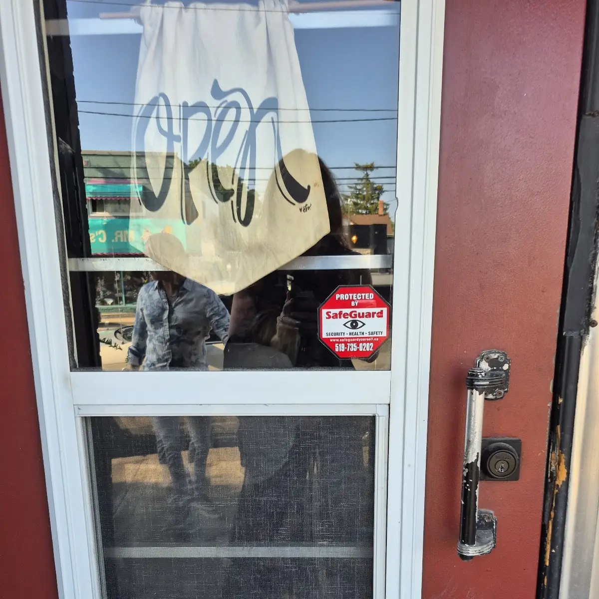Vibe, Capone's Grill & Pasta Shop